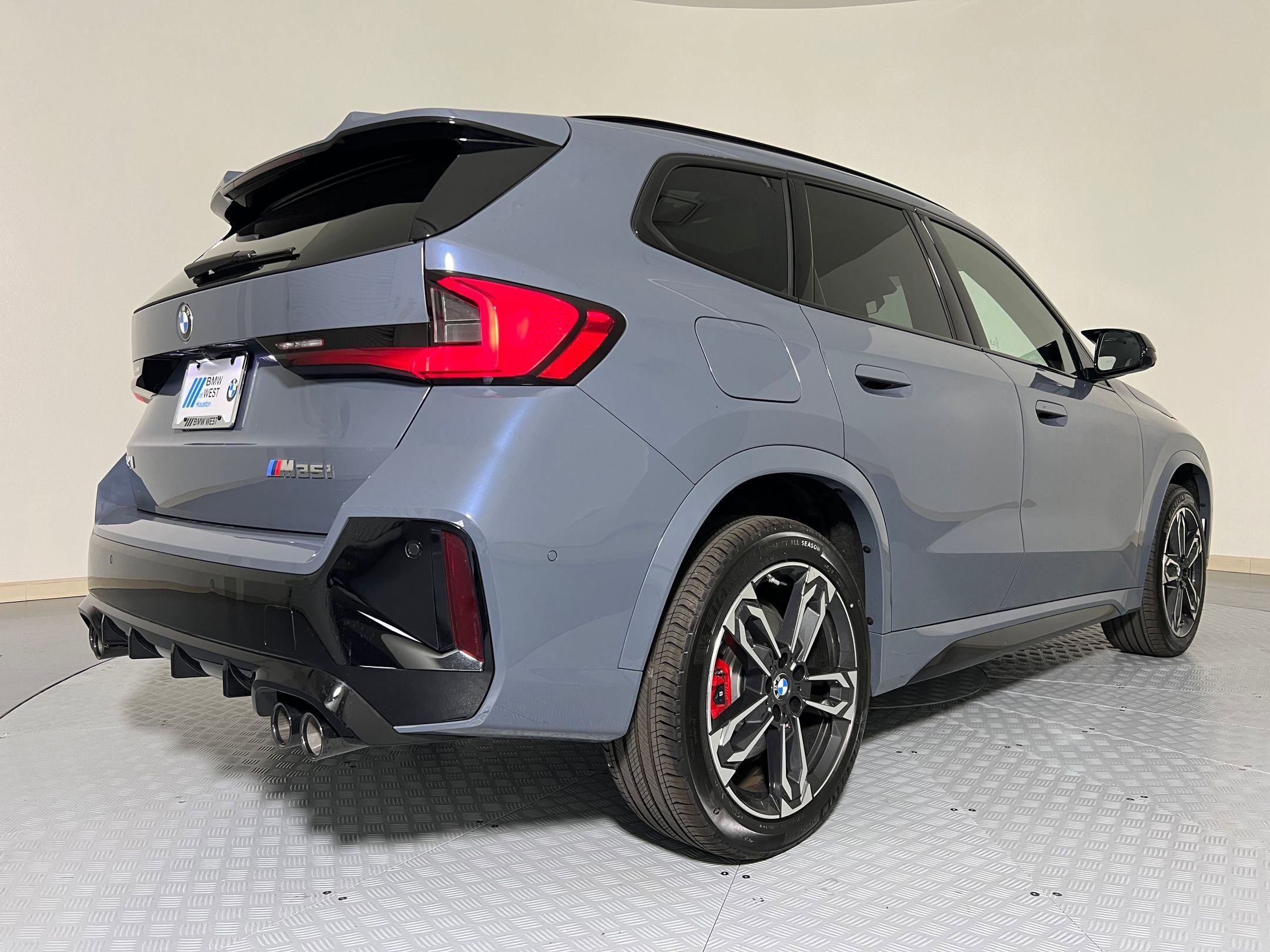 Used 2025 BMW X1 M35i w/ Premium Package AWD/4WD image 9