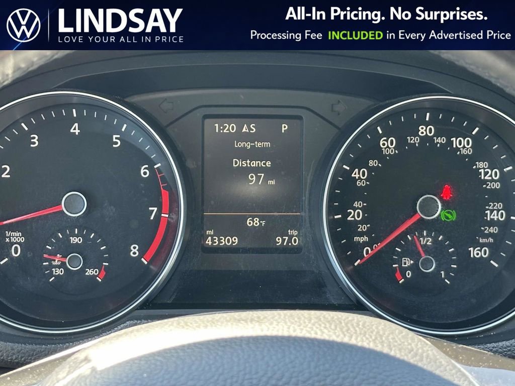 Used 2017 Volkswagen Passat 1.8T SEL Premium FWD image 25