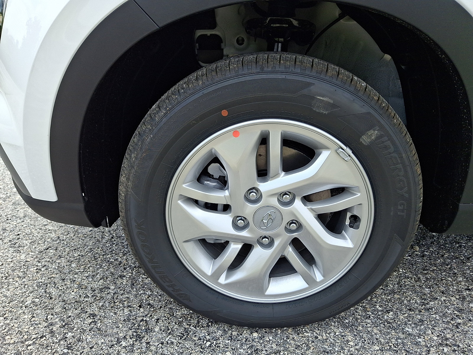 New 2026 Hyundai Venue SE FWD image 18