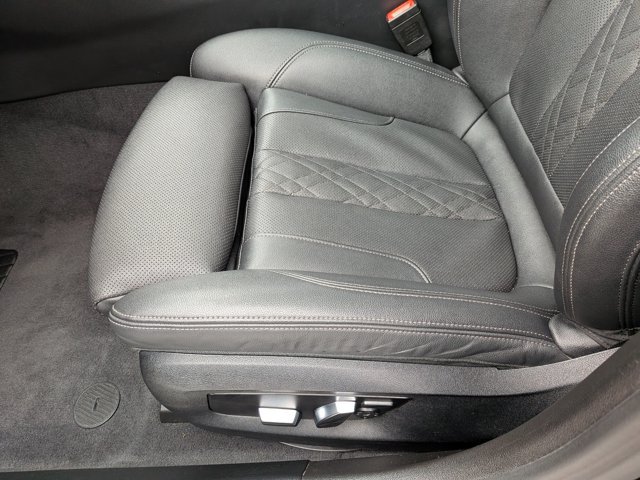 Used 2023 BMW 530e xDrive AWD/4WD image 11
