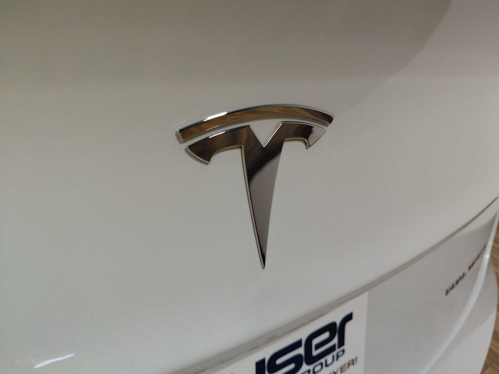 Used 2019 Tesla Model 3 Long Range AWD/4WD image 17