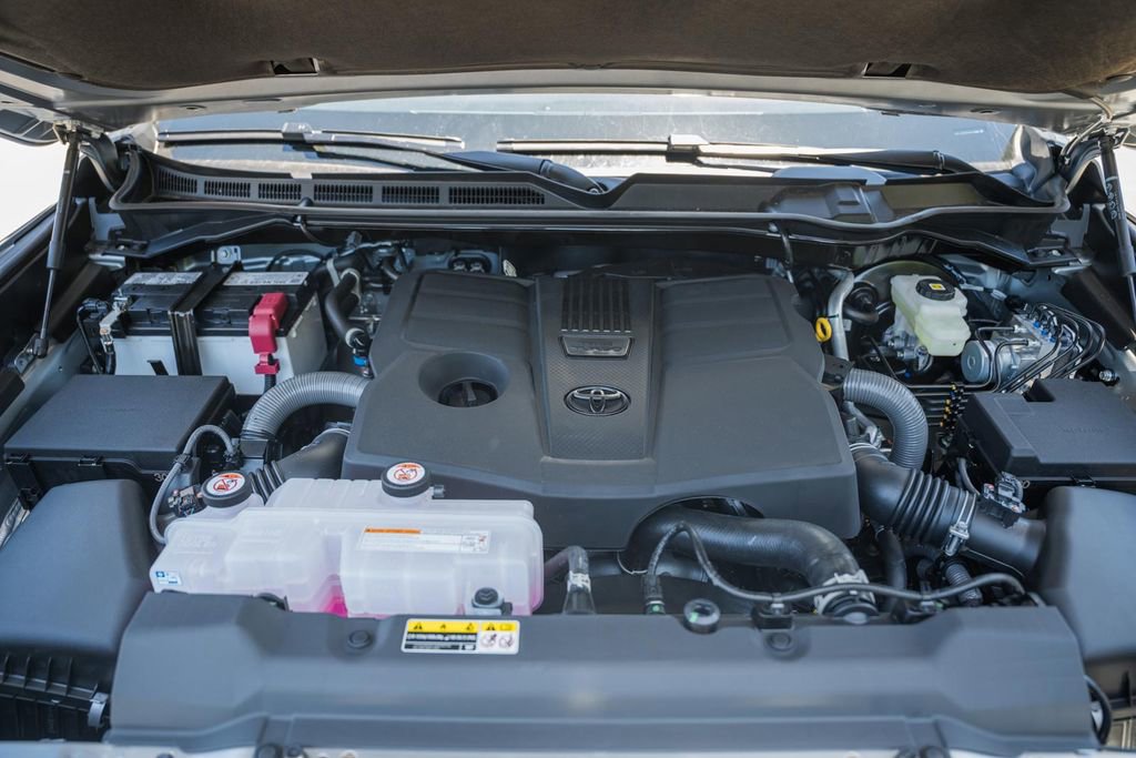 New 2026 Toyota Tundra SR5 AWD/4WD image 20