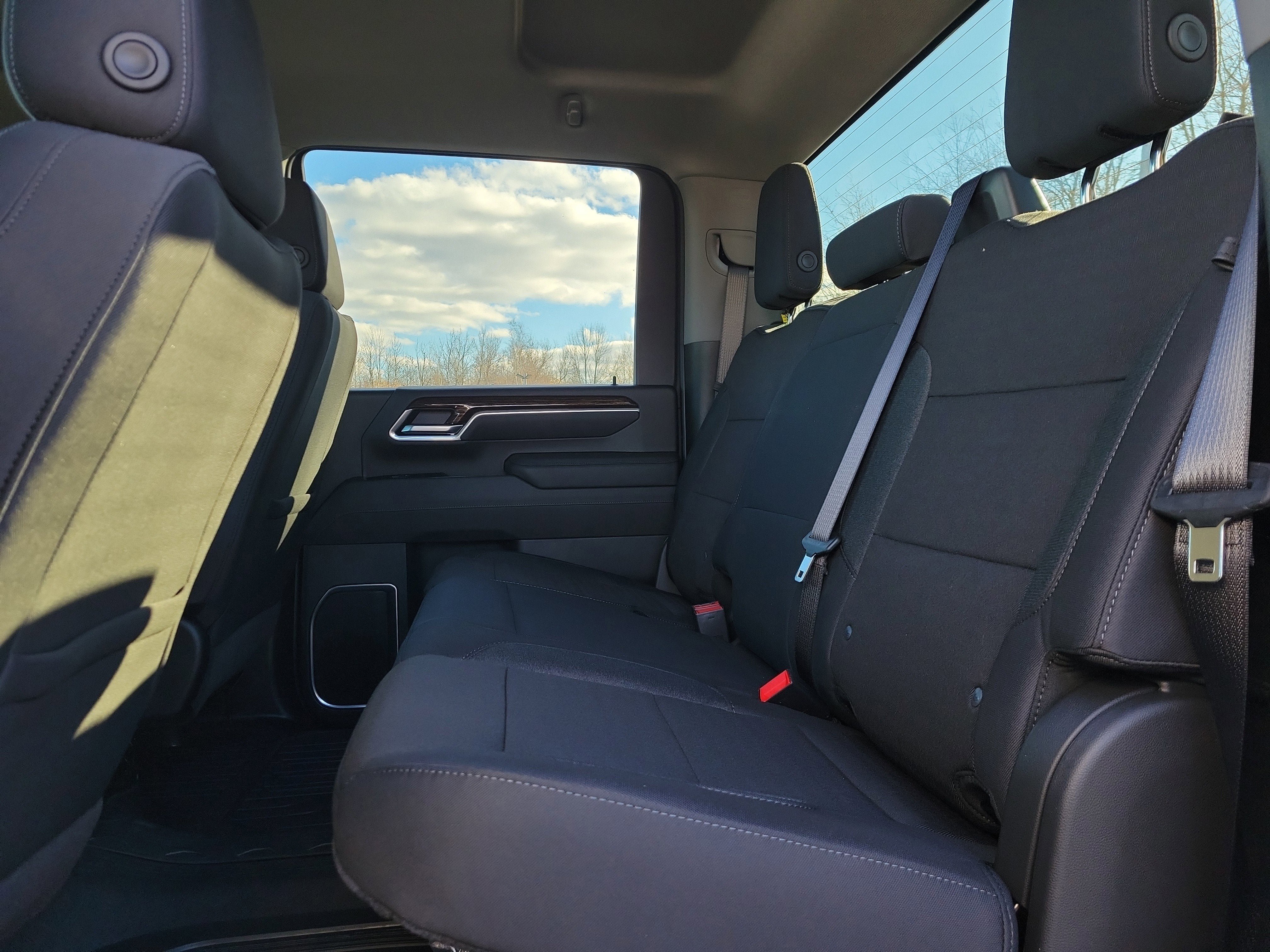 New 2026 GMC Sierra 3500 SLE image 27