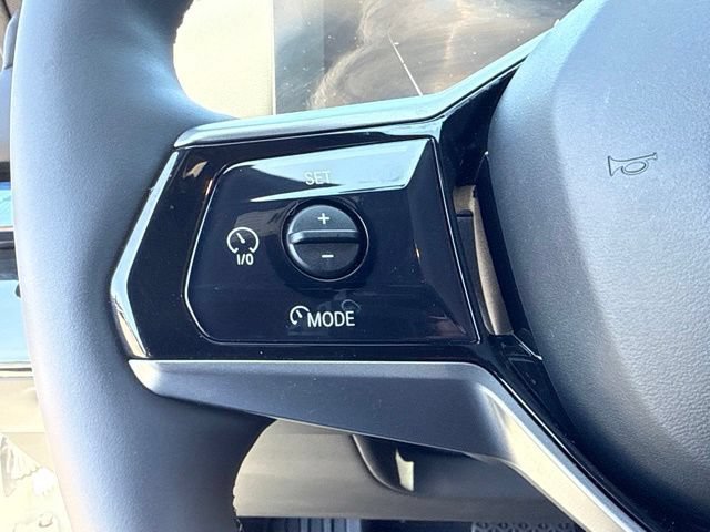 Used 2026 BMW i5 eDrive40 w/ Premium Package RWD image 25