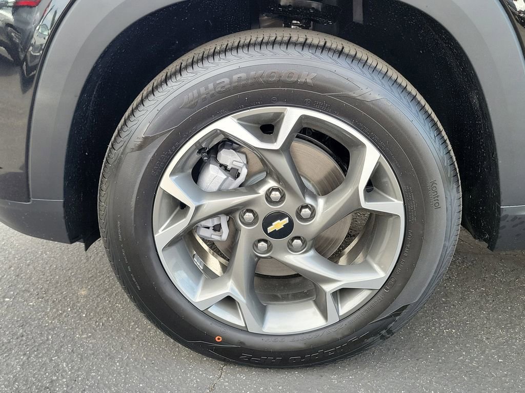 New 2026 Chevrolet Trax LT w/ Driver Confidence Package image 21