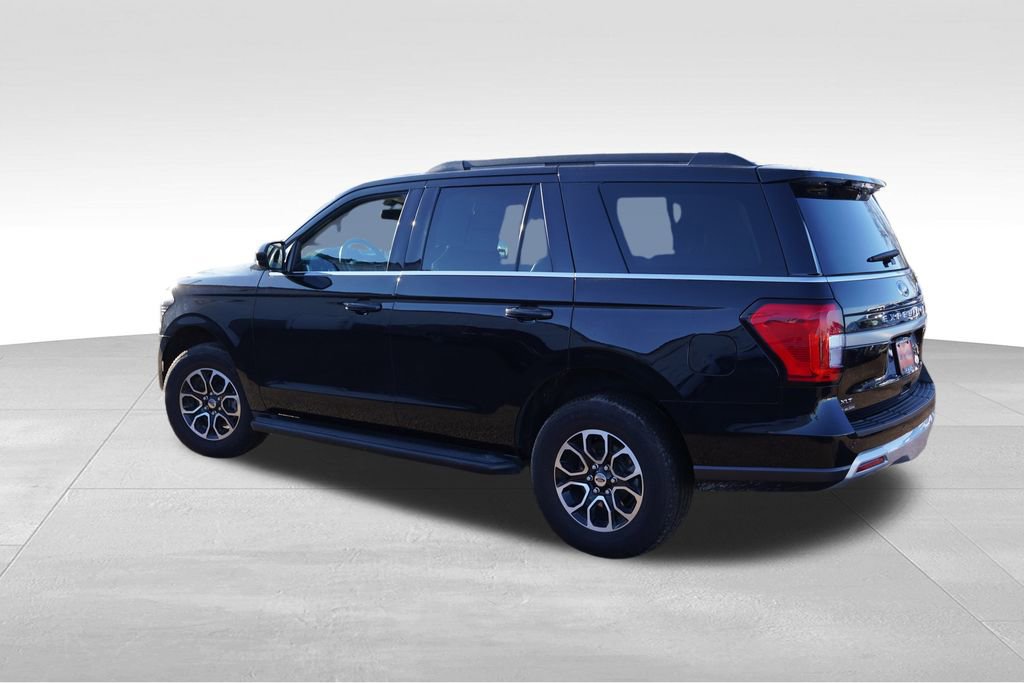Certified 2024 Ford Expedition XLT image 8