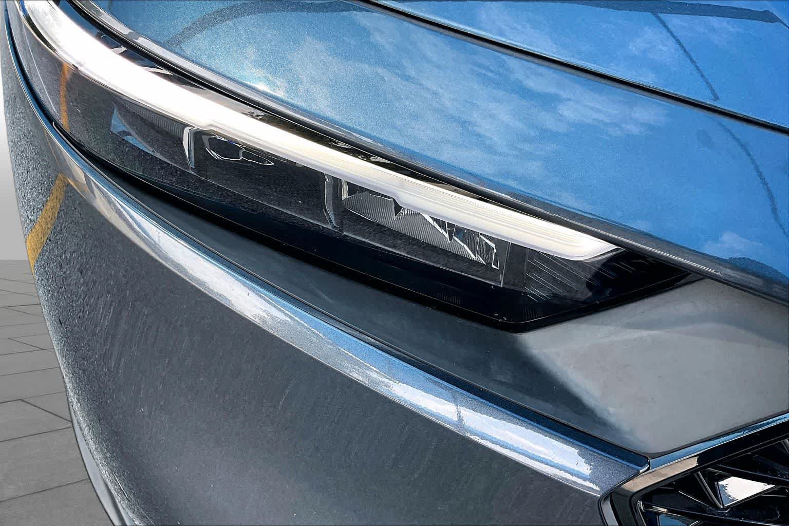 Used 2024 Honda Accord EX image 28
