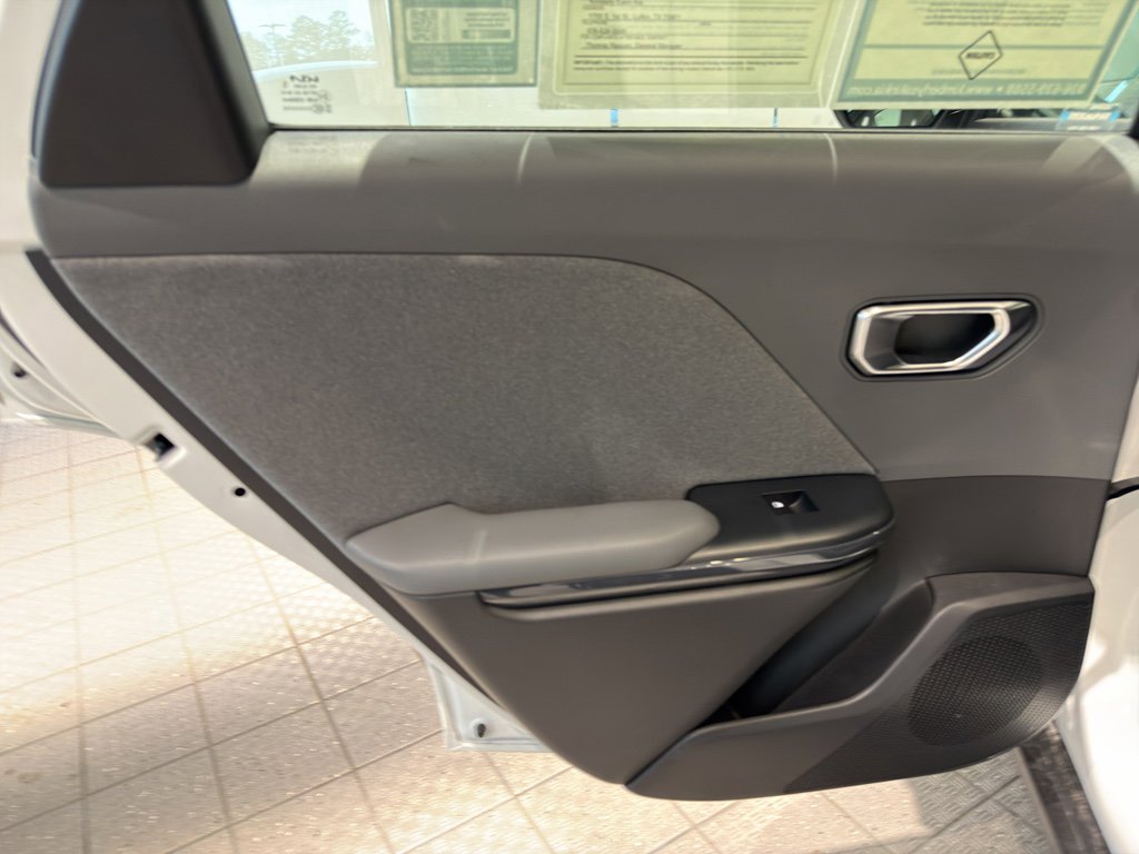 Used 2025 Kia K4 EX image 18
