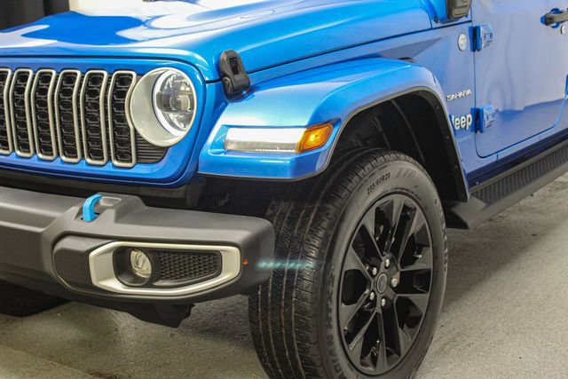 Used 2024 Jeep Wrangler Unlimited Sahara w/ Safety Group AWD/4WD image 5