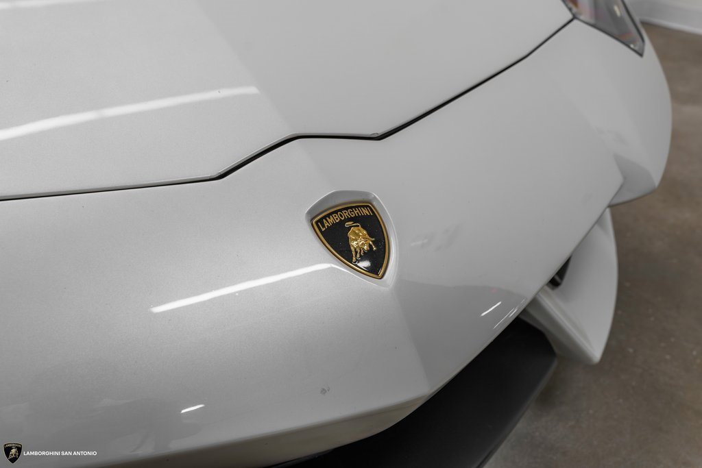 Used 2015 Lamborghini Aventador LP 700-4 image 12