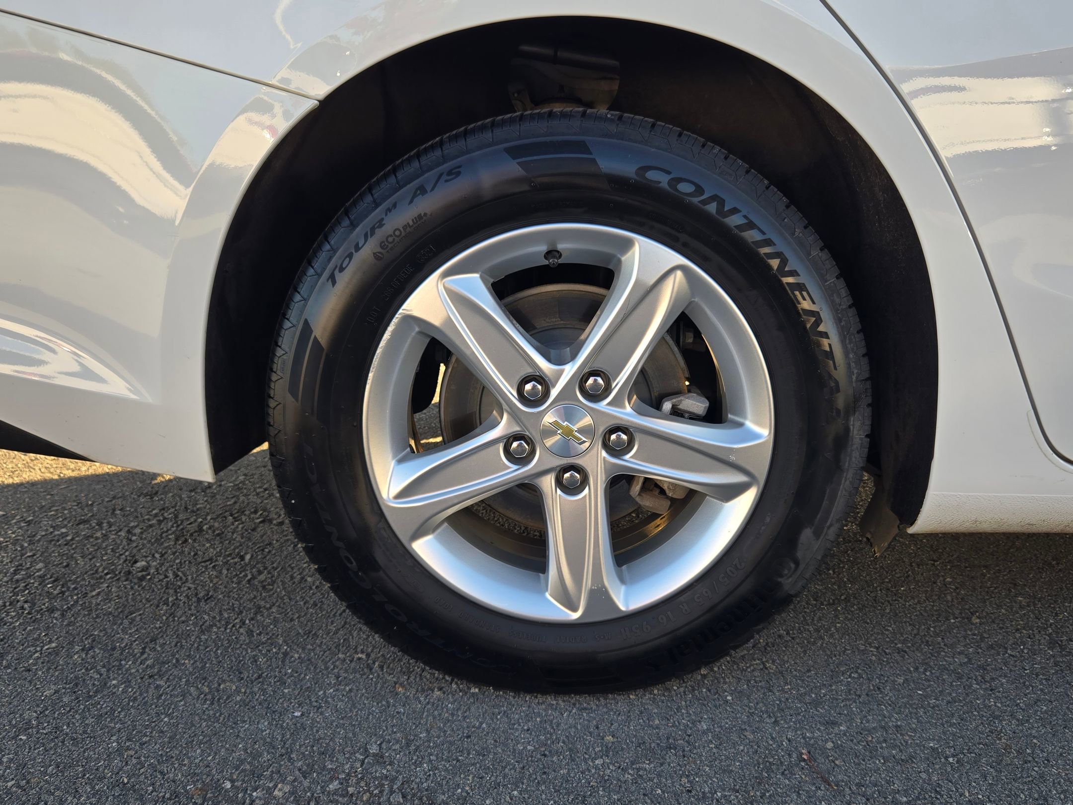 Used 2022 Chevrolet Malibu LS w/ Driver Confidence Package II image 17