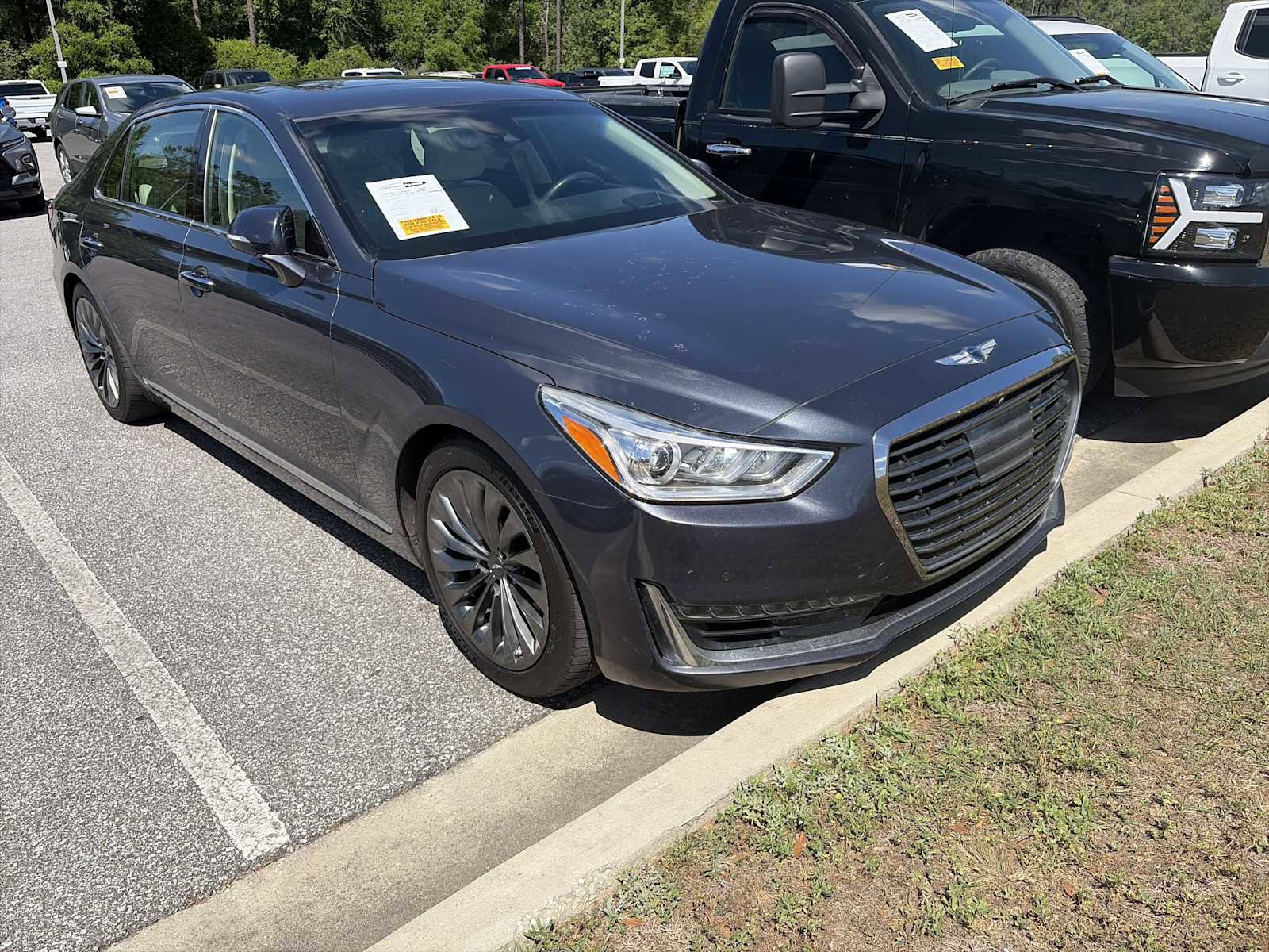 Used 2017 Genesis G90 5.0 Ultimate image 2