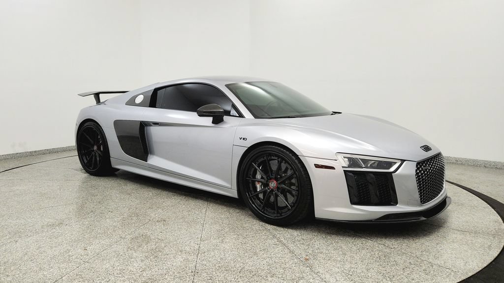 Used 2017 Audi R8 V10 plus AWD/4WD image 7