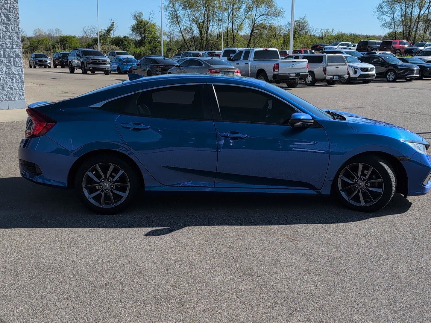 Used 2020 Honda Civic EX image 7