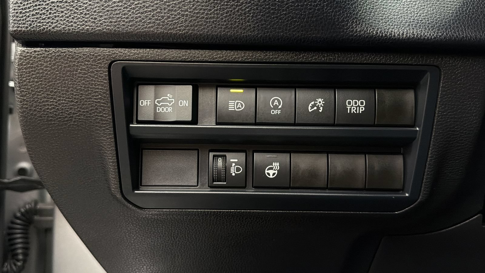 Used 2026 Toyota Tundra SR5 w/ TRD Off-Road Package AWD/4WD image 29