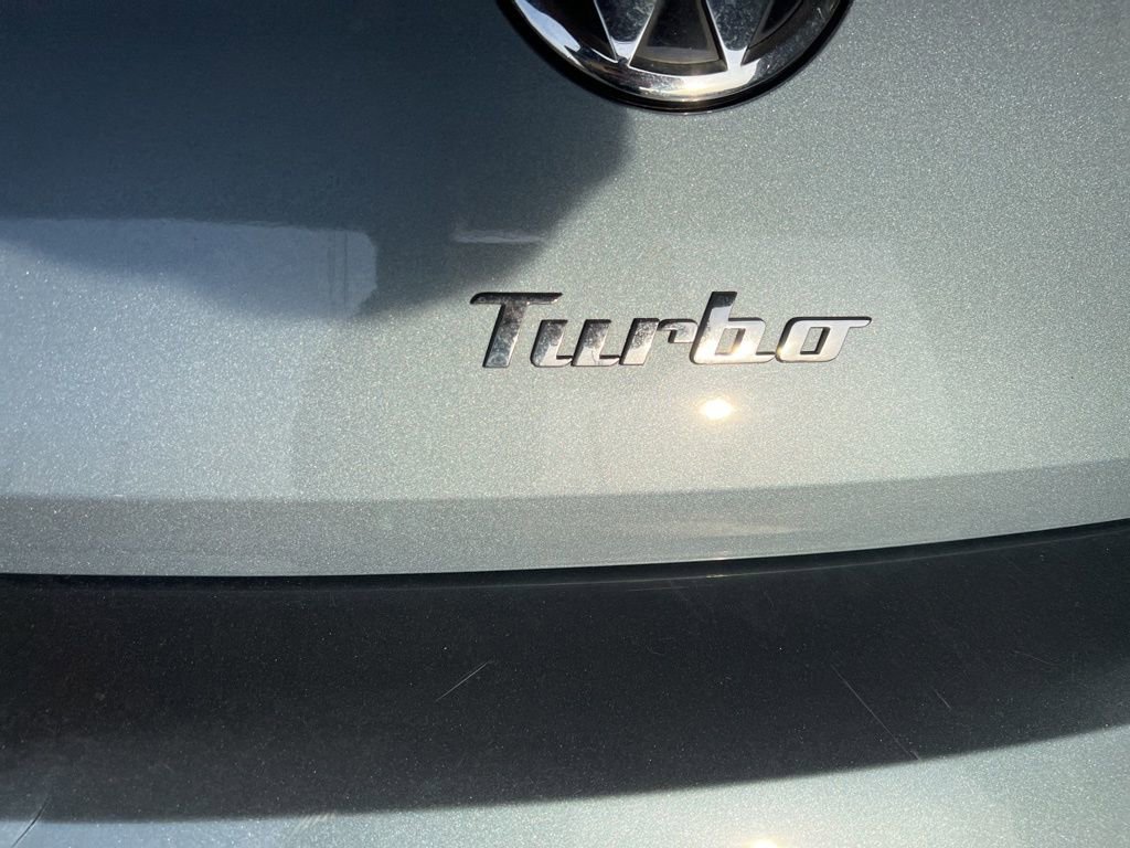 Used 2016 Volkswagen Beetle 1.8T Denim image 4