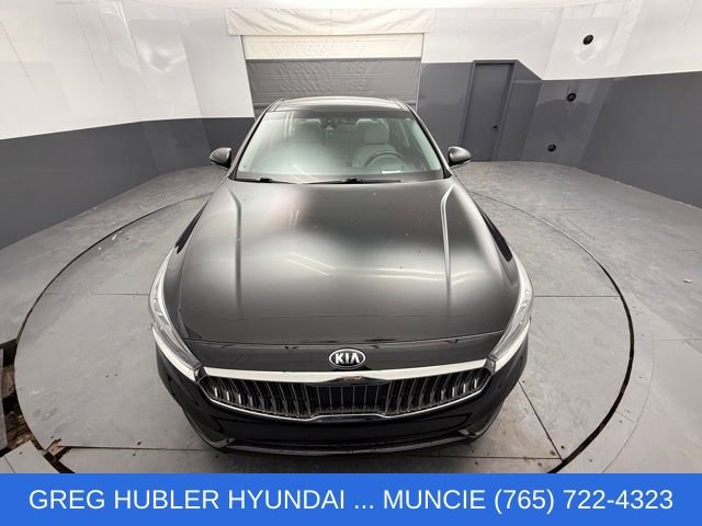 Used 2019 Kia Cadenza Limited FWD image 2