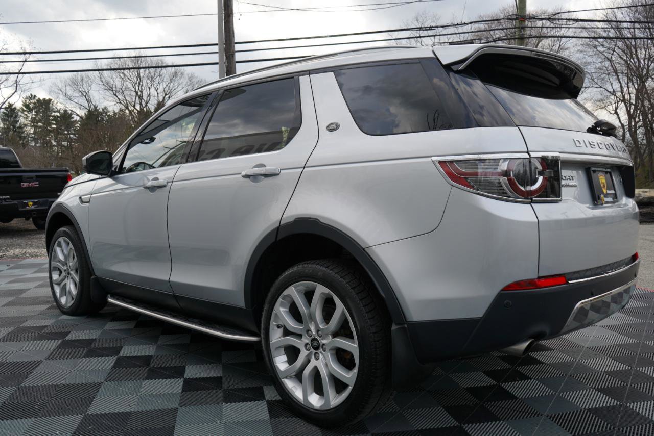 Used 2017 Land Rover Discovery Sport HSE Luxury image 10
