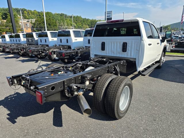New 2026 GMC Sierra 3500 Pro w/ Convenience Package AWD/4WD image 5