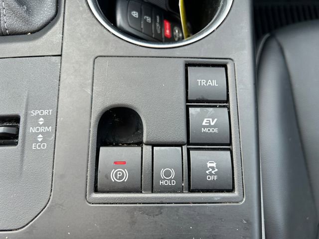 Certified 2024 Toyota Highlander XLE image 26