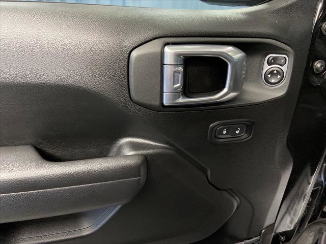 Certified 2023 Jeep Wrangler Willys AWD/4WD image 12