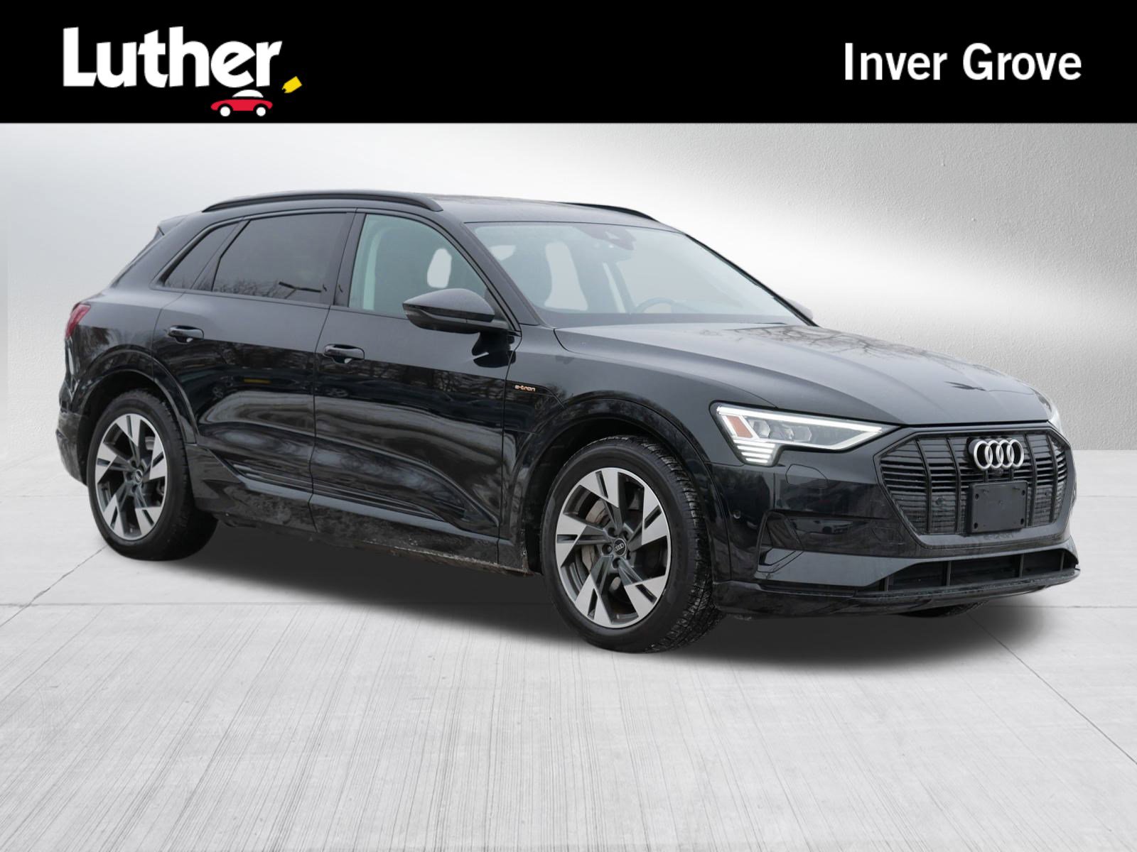 Used 2021 Audi e-tron Premium w/ Convenience Plus Package image 1