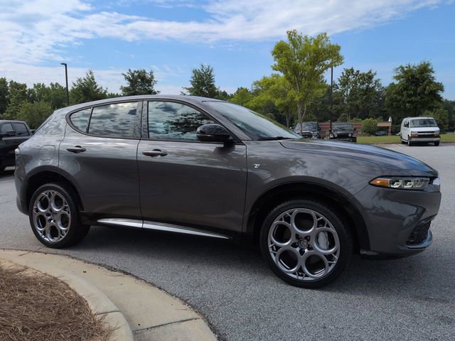 Used 2024 Alfa Romeo Tonale Ti AWD/4WD image 2