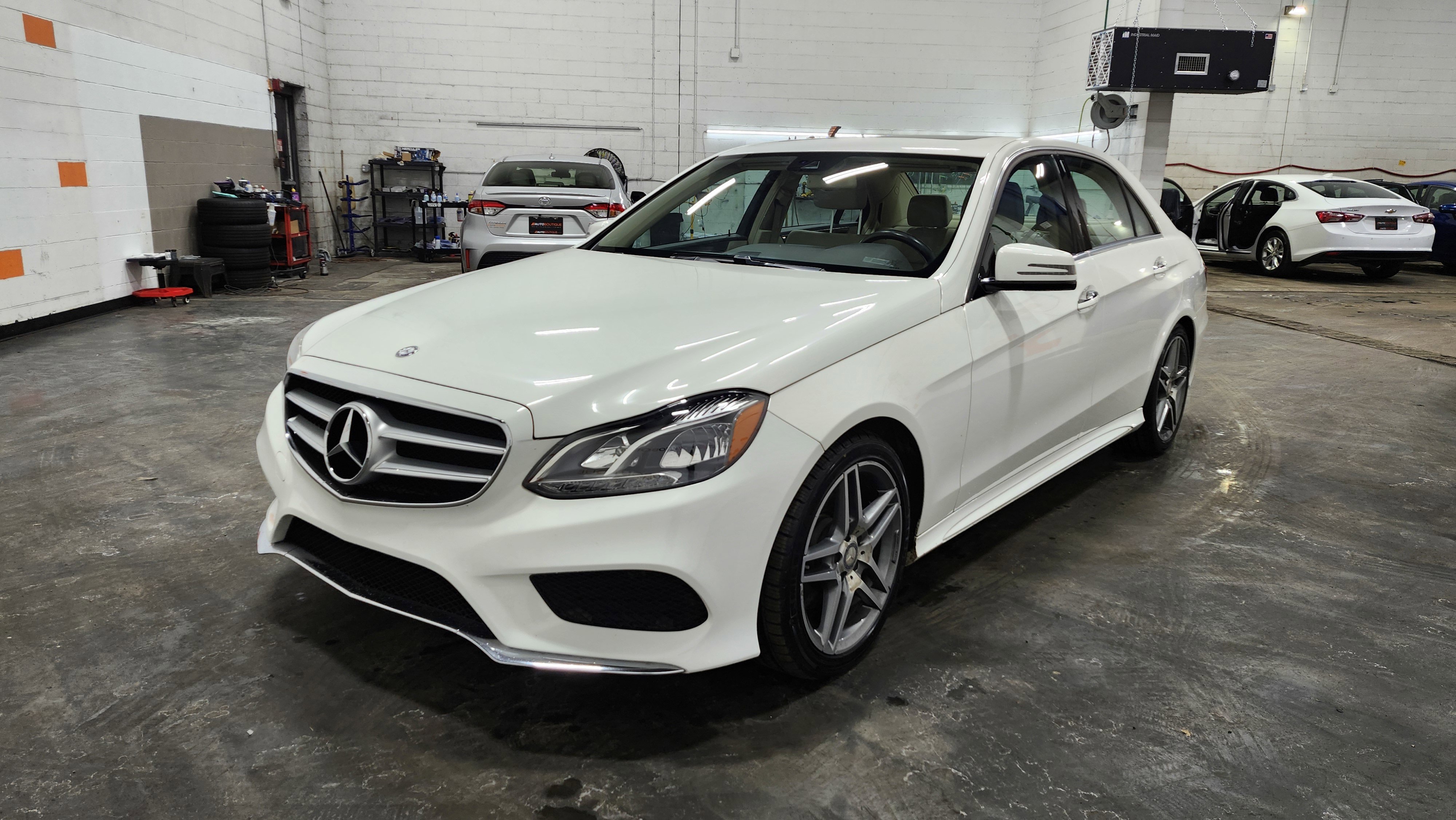 Used 2015 Mercedes-Benz E 350 4MATIC Sedan image 14