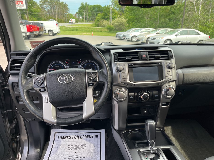 Used 2015 Toyota 4Runner SR5 Premium RWD image 9