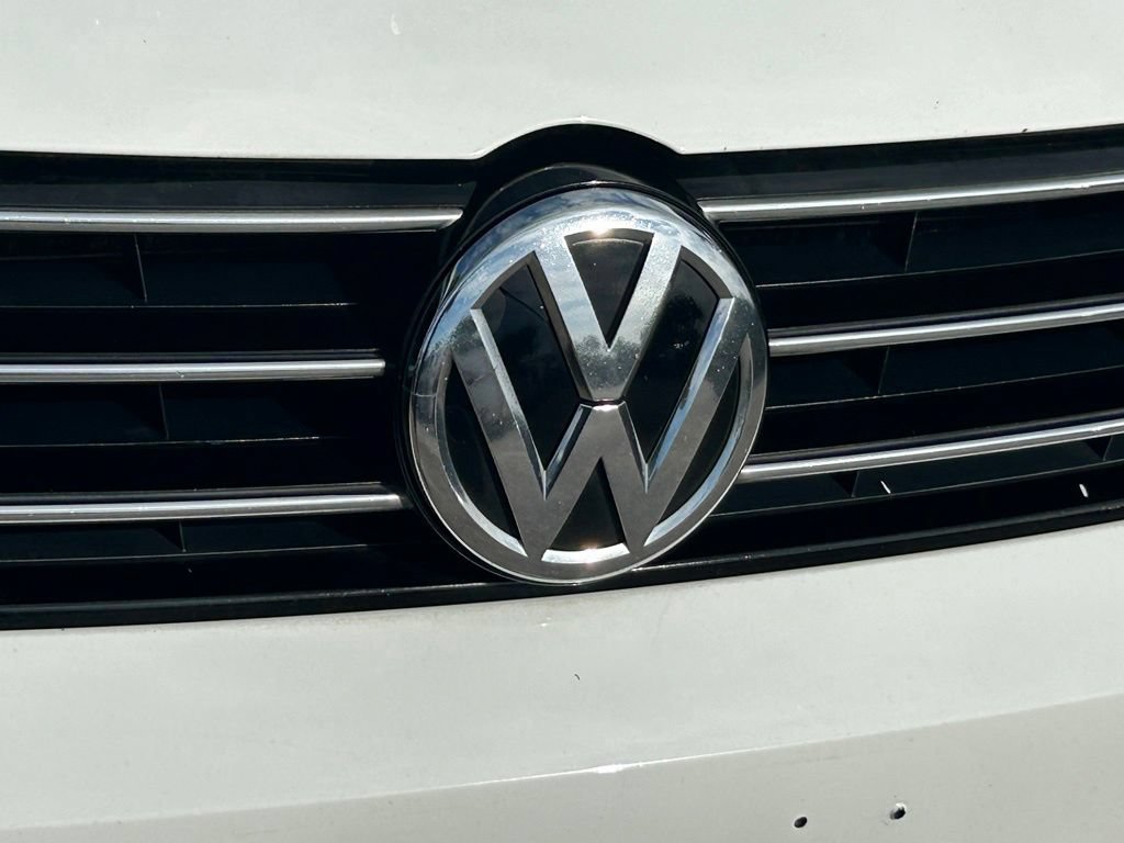 Used 2016 Volkswagen Jetta Sport FWD image 15