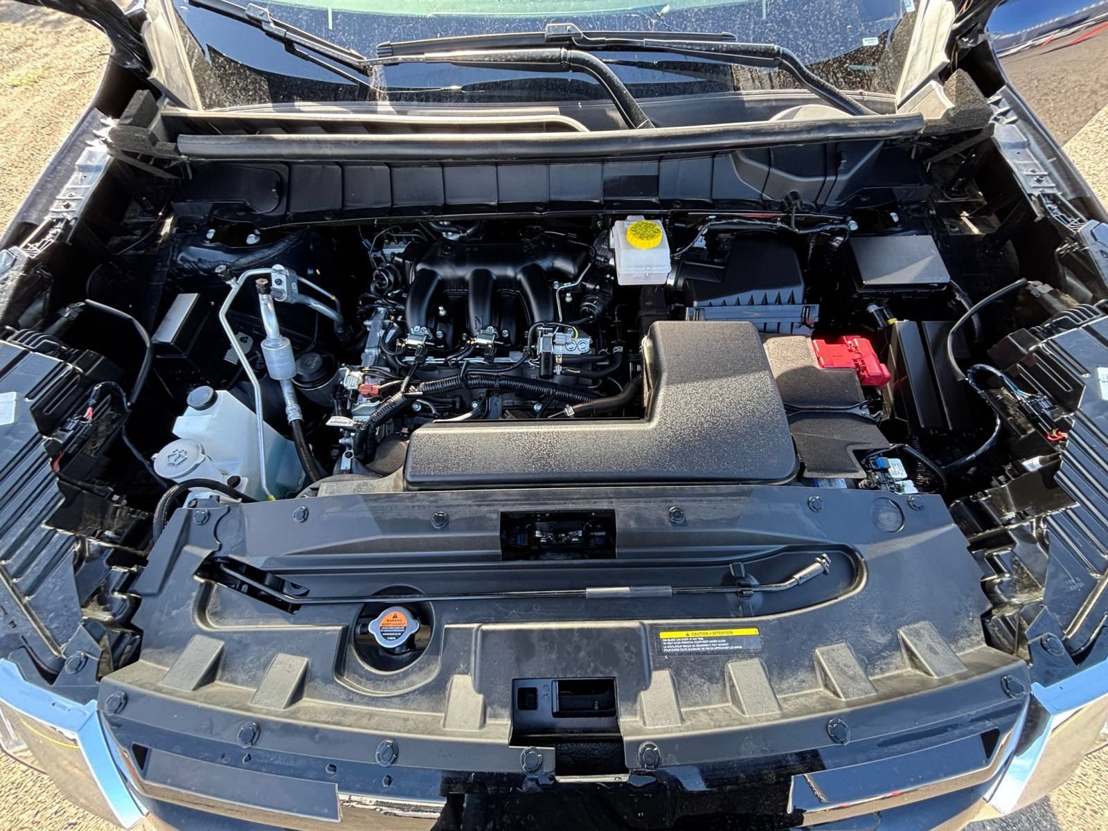 Used 2025 Nissan Pathfinder SV FWD image 30