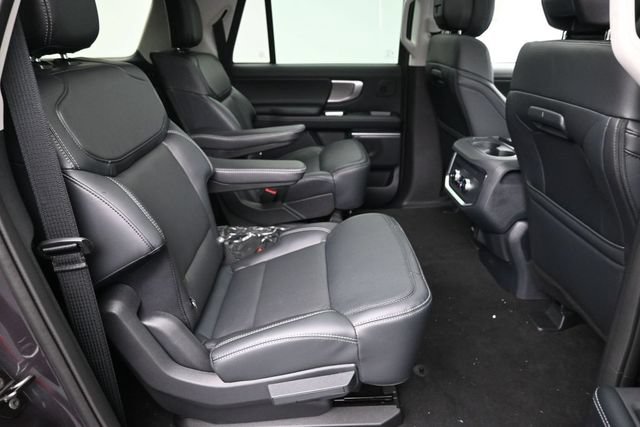 New 2026 Ford Expedition Max Platinum w/ Driver's Package AWD/4WD image 14