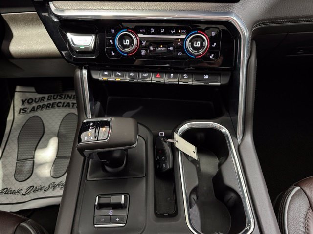 Used 2023 GMC Sierra 1500 Denali w/ Denali Reserve Package AWD/4WD image 19