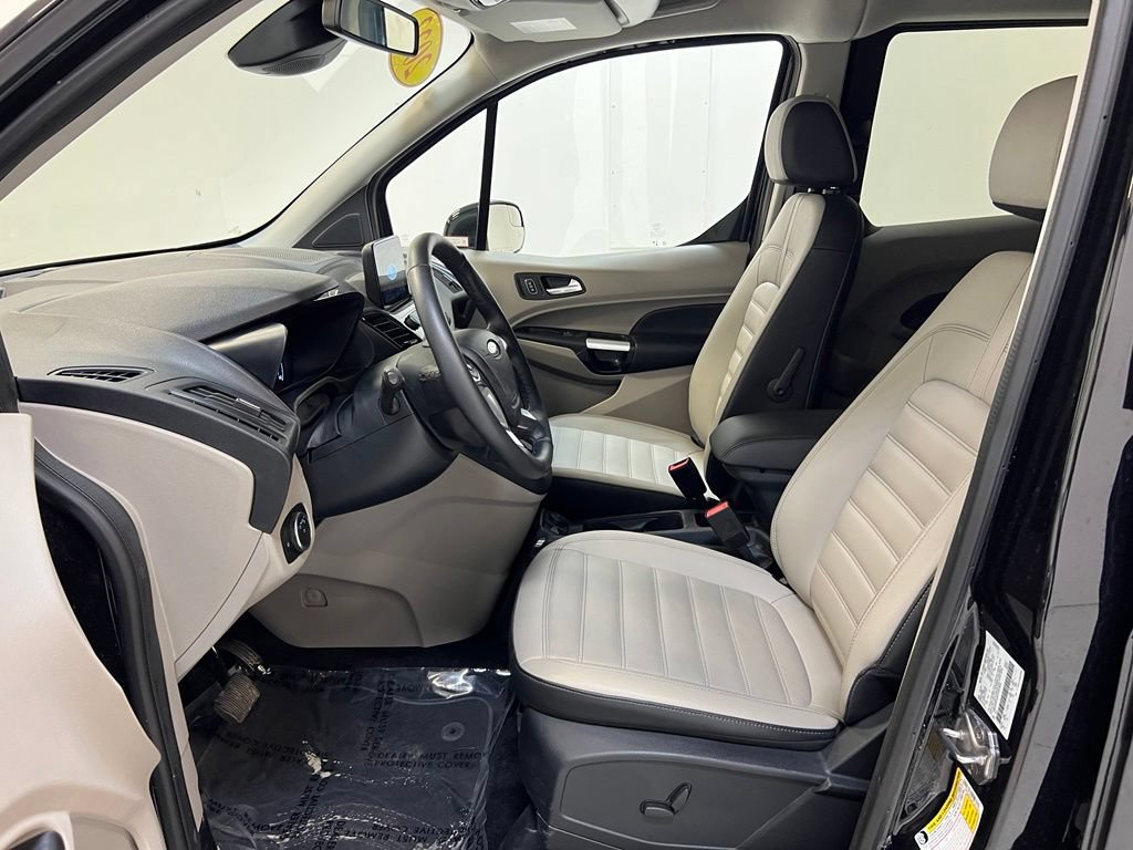 Used 2023 Ford Transit Connect Titanium FWD image 14