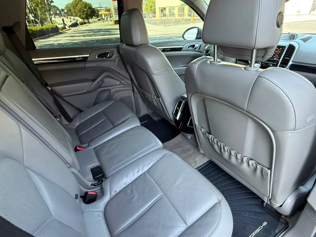 Used 2013 Porsche Cayenne AWD/4WD image 25