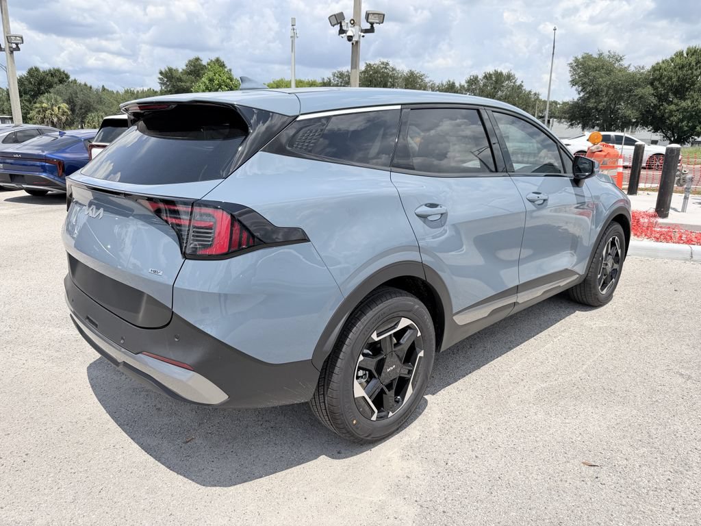 New 2027 Kia Sportage S FWD image 4