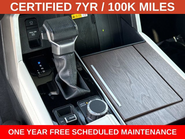 Used 2024 Toyota Tundra Capstone AWD/4WD image 23