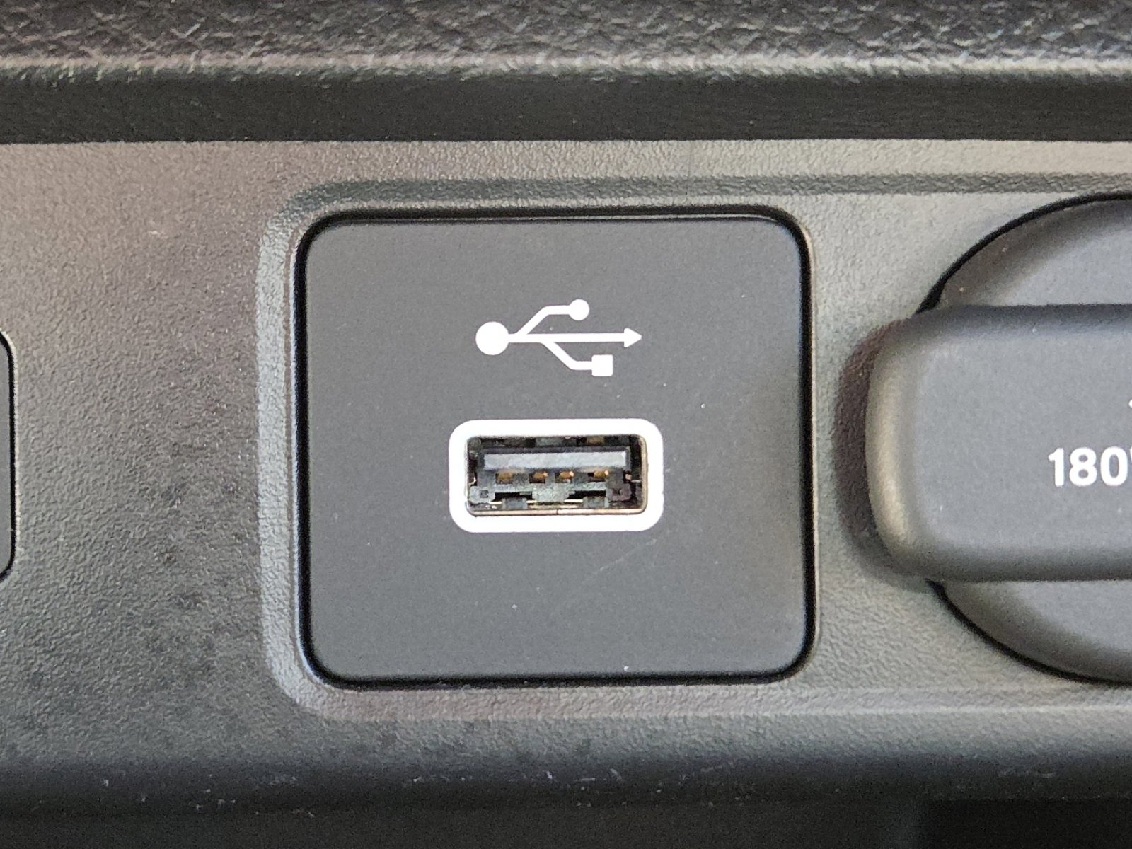 Used 2023 Honda Civic Sport image 5