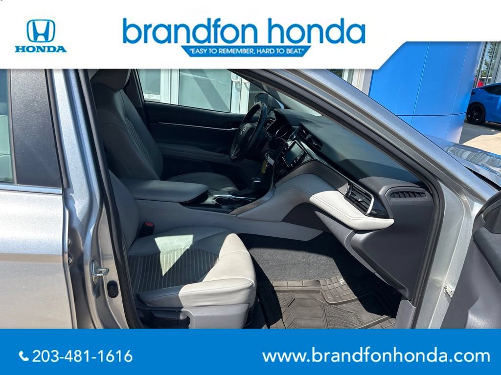 Used 2020 Toyota Camry SE FWD image 27