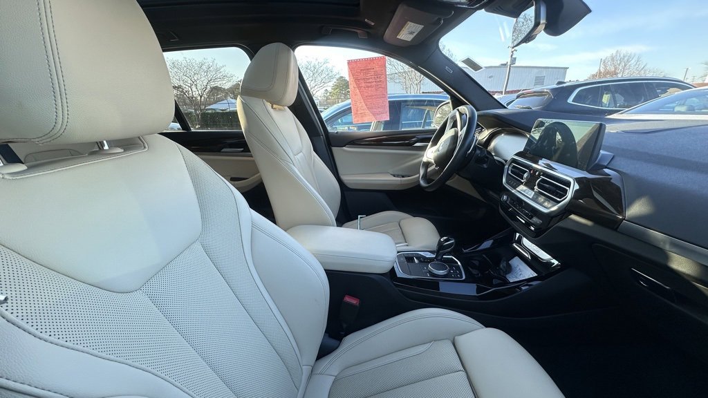 Used 2023 BMW X3 sDrive30i w/ Convenience Package image 4