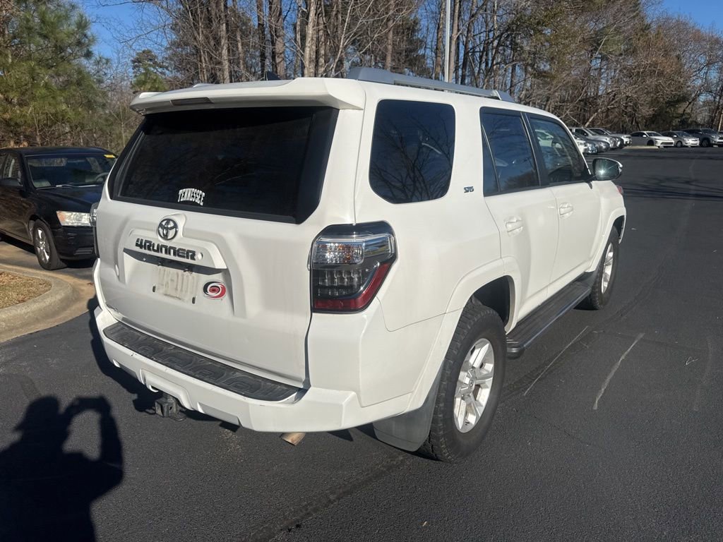 Used 2016 Toyota 4Runner SR5 Premium image 18