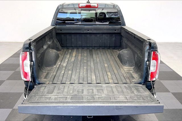 Used 2017 GMC Canyon SLT w/ Driver Alert Package AWD/4WD image 27