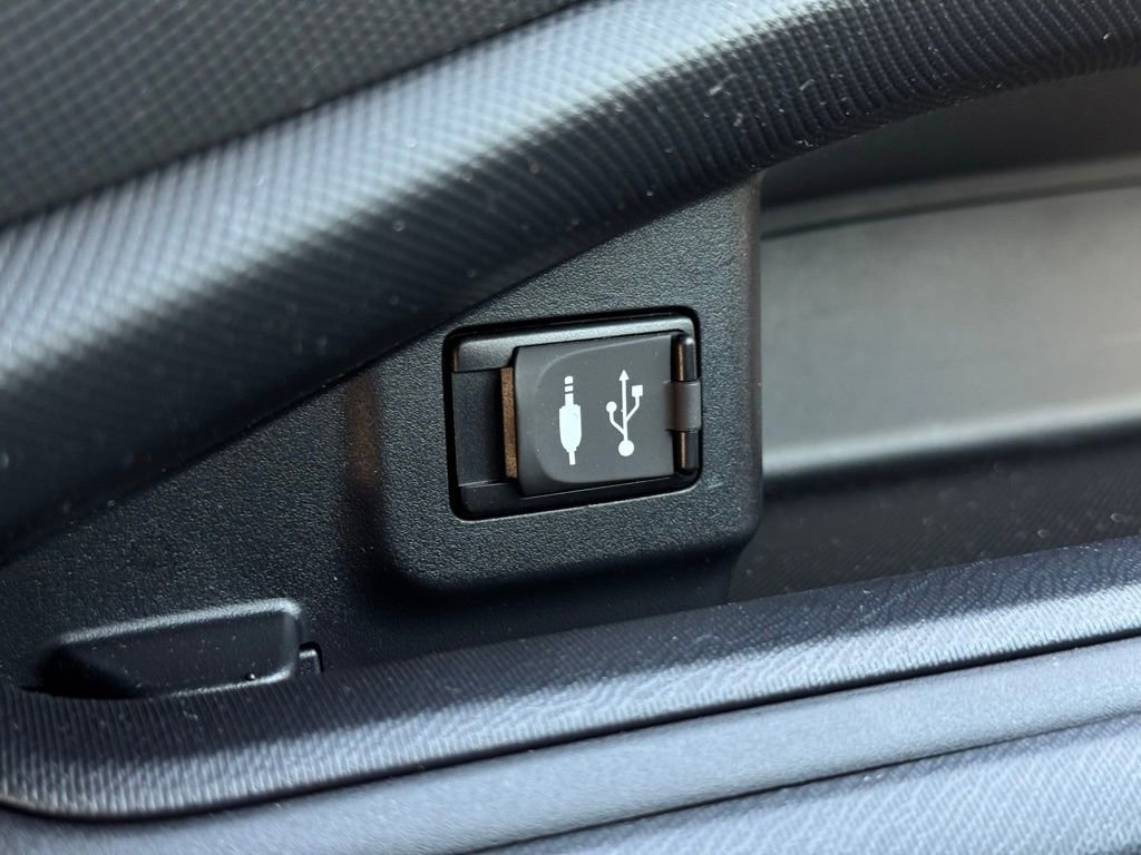 Used 2017 Toyota Prius C One image 31