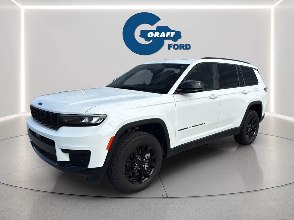 Used 2025 Jeep Grand Cherokee L Altitude AWD/4WD image 2