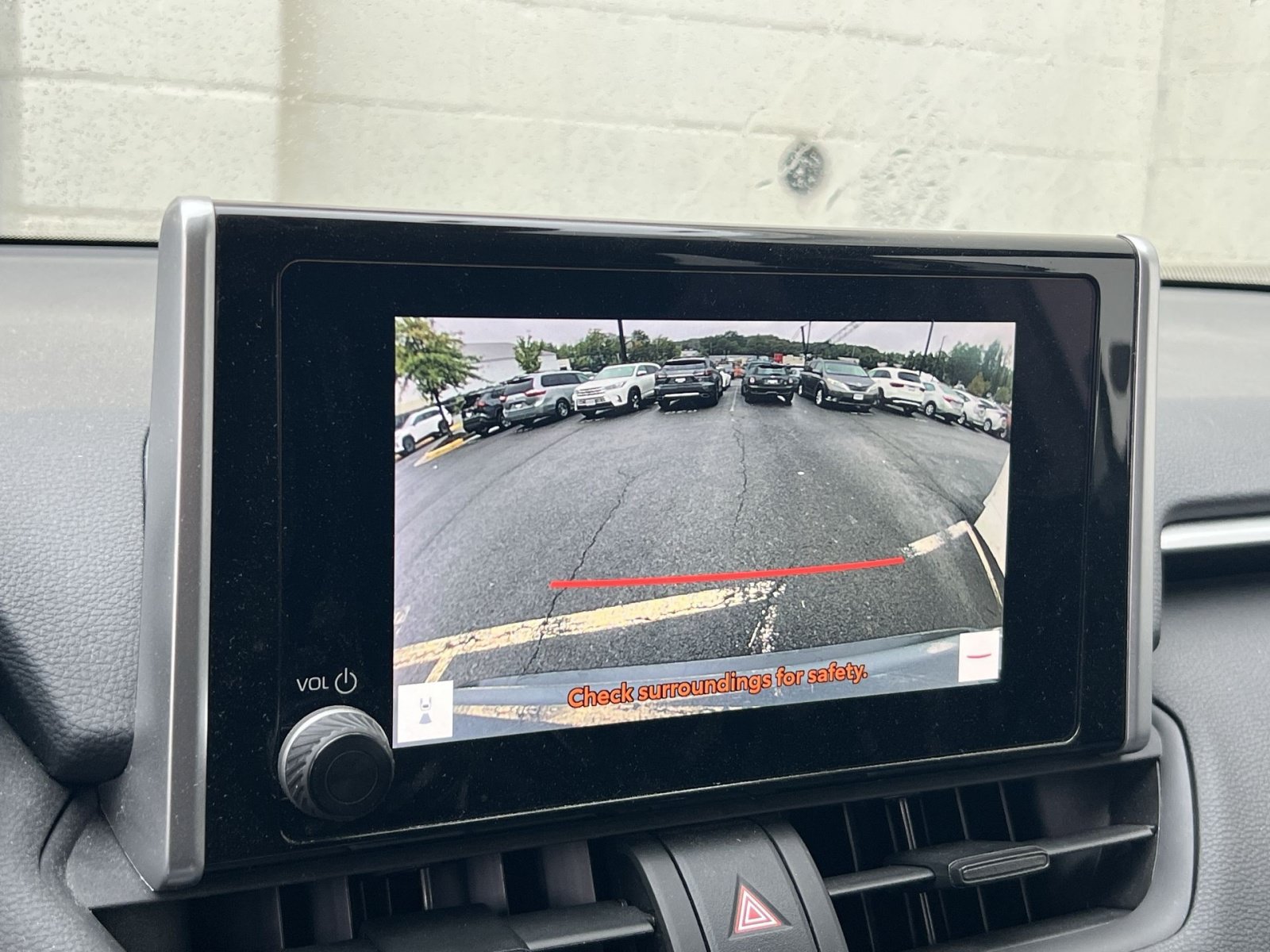 Used 2025 Toyota RAV4 LE AWD/4WD image 17
