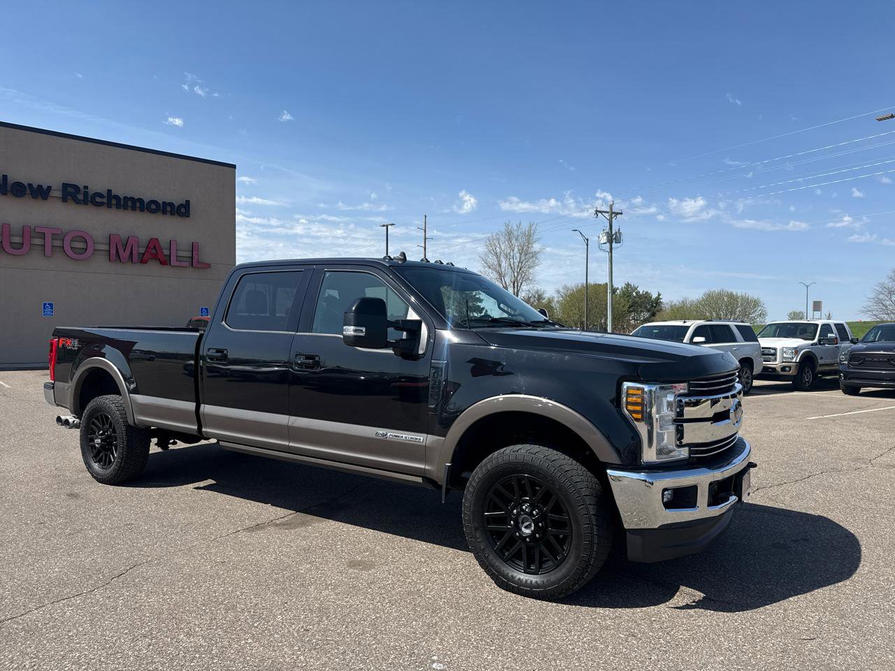 Used 2019 Ford F350 Lariat w/ Lariat Ultimate Package AWD/4WD image 7