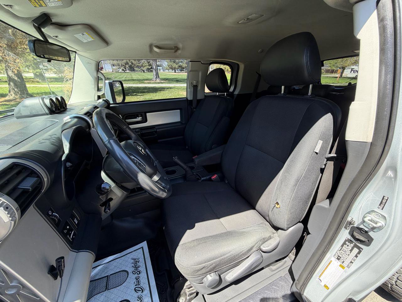 Used 2007 Toyota FJ Cruiser 4WD image 11