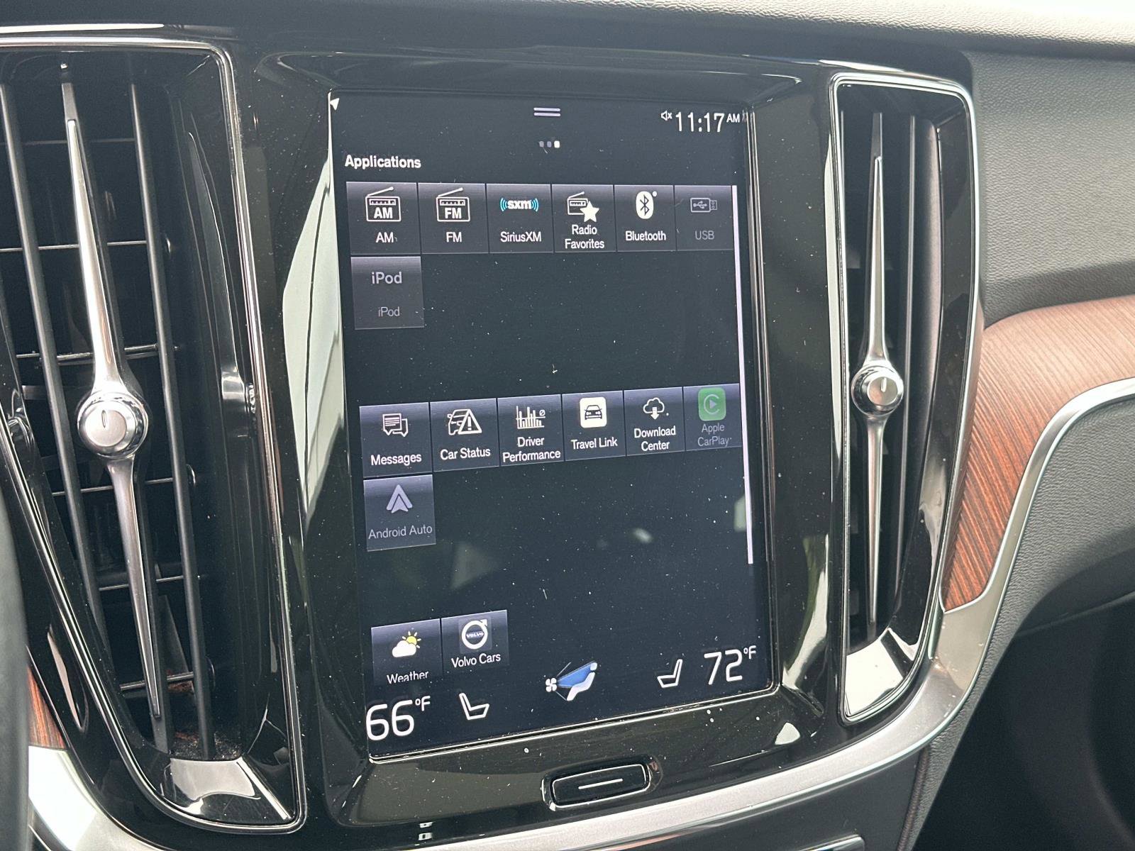 Used 2019 Volvo S60 T5 Momentum w/ Premium Package image 12