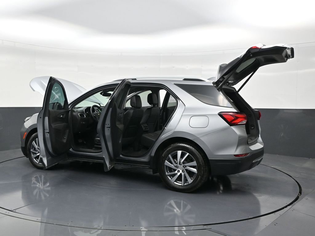 Used 2024 Chevrolet Equinox Premier image 31