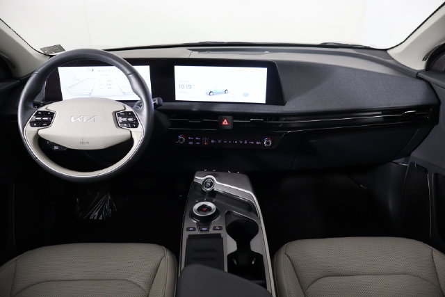 Used 2024 Kia EV6 Wind w/ Wind Technology Package RWD image 18